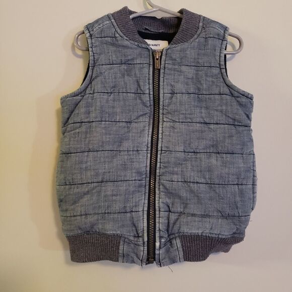 OLD NAVY CHAMBRAY PUFFER VEST SIZE 4T - Picture 1 of 7
